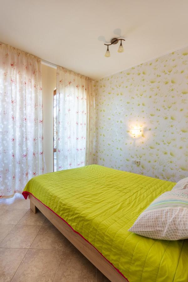 Aparthouse Paradise Bay Apartment โซโซโปล ภายนอก รูปภาพ