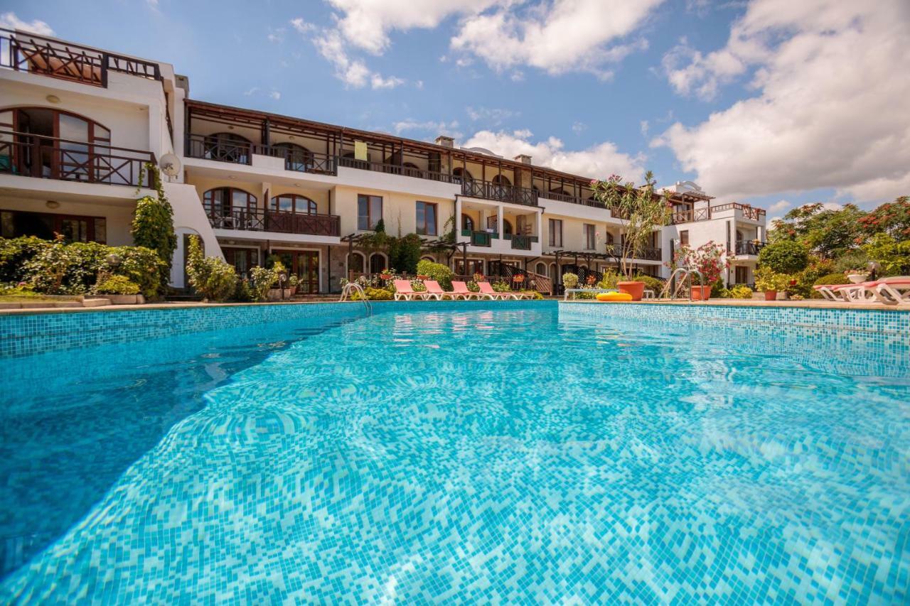 Aparthouse Paradise Bay Apartment โซโซโปล ภายนอก รูปภาพ